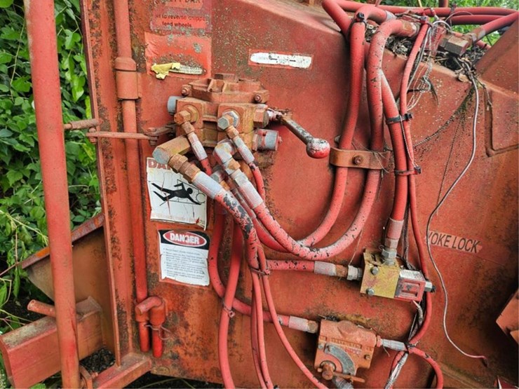 #2011-•-mobark-towable-wood-chipper-image-23
