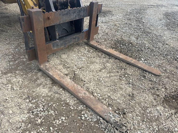 caterpillar-930h-image-21