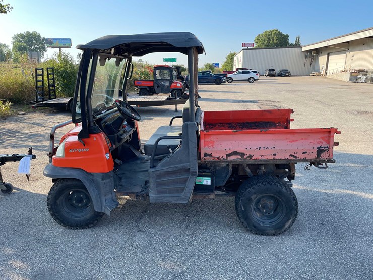 1971-kubota-rtv900-image-8