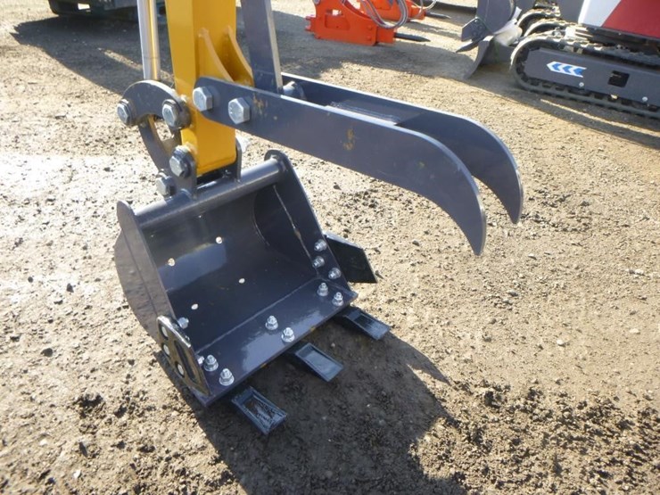 2025-agt-mx12rx-hydraulic-excavator-image-9