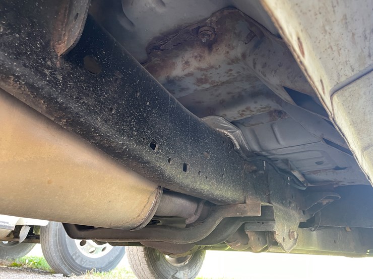 2011-ford-f350-xl-image-14