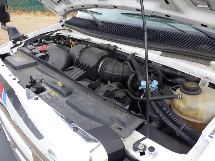 2017-ford-450-image-9