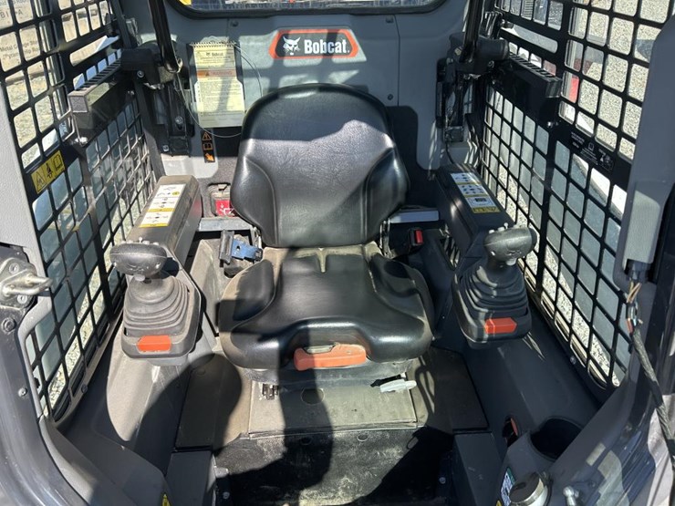 2021-bobcat-s64-image-40