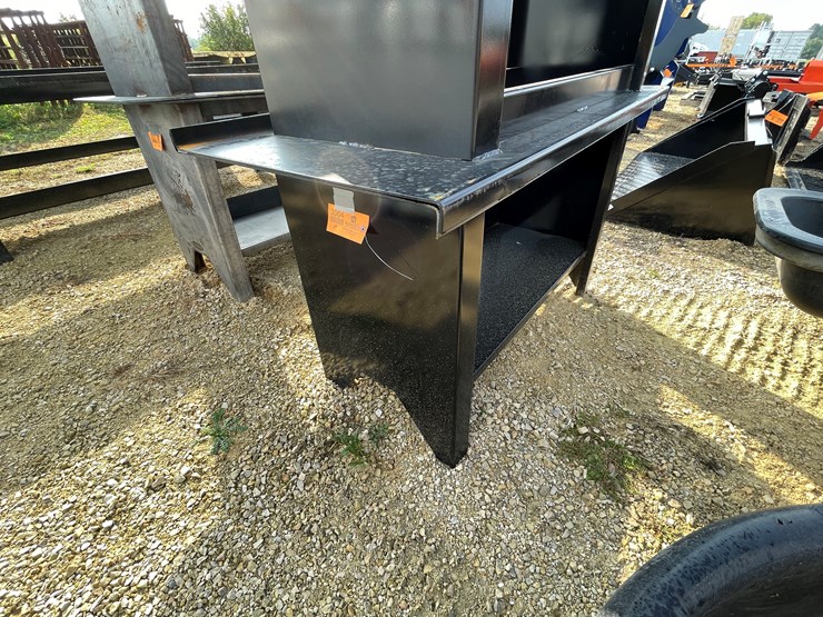 #3004-•-metal-work-table-image-1