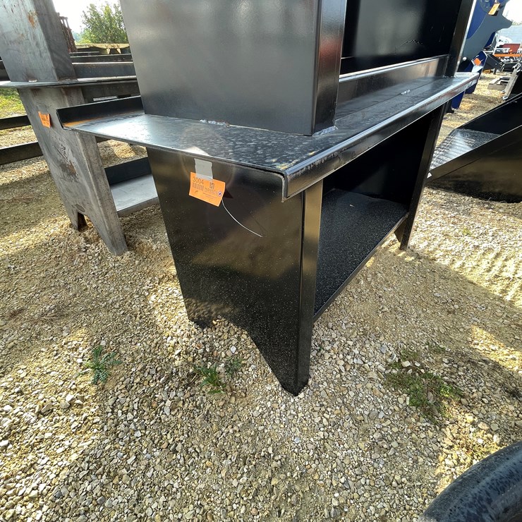 #3004 • Metal Work Table