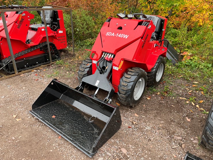 #8167-•-agt-wheel-loader-image-1