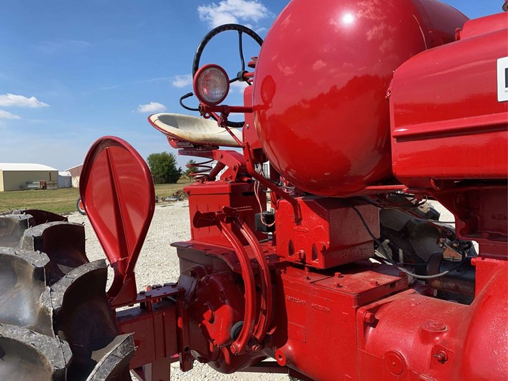 farmall-super-m-high-clearance-lp-image-23