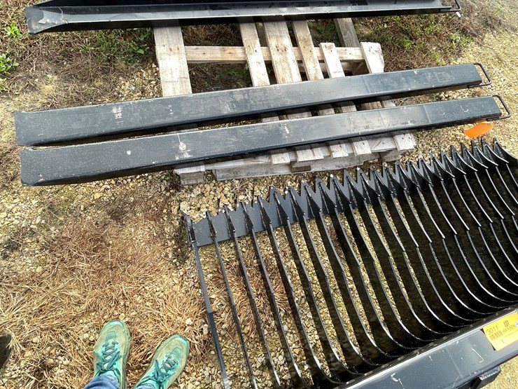 #3014-•-set-of-7'-pallet-fork-extensions-image-4