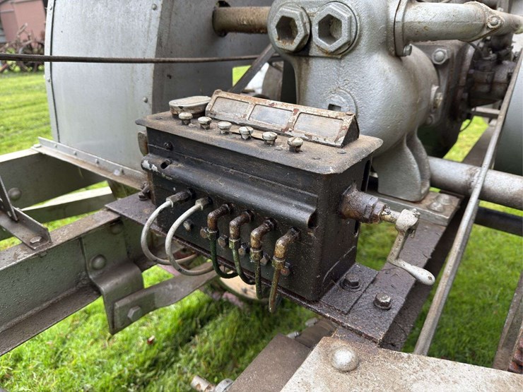 little-bull-tractor-image-20