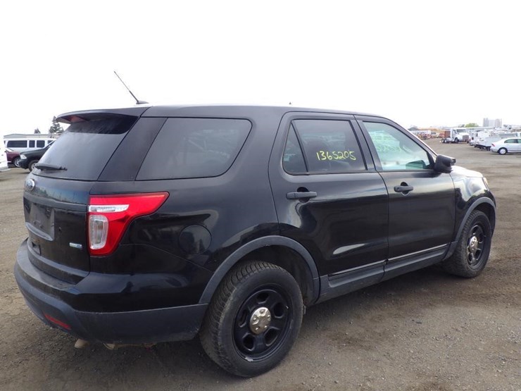 2013-ford-explorer-image-3