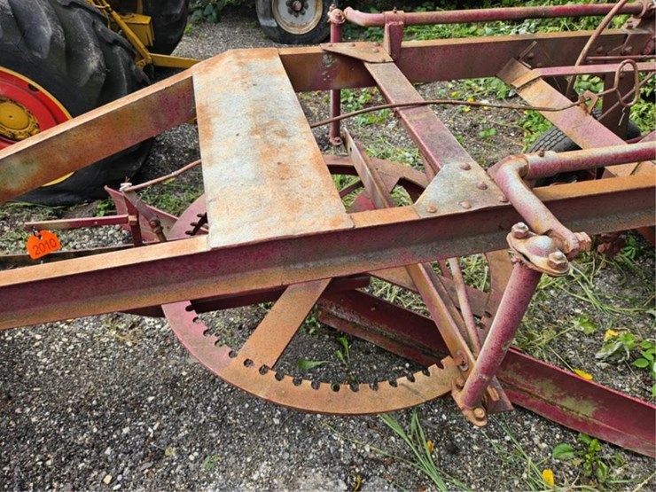 #2010-•-illinois-s-15a-pull-type-8'-grader-image-9