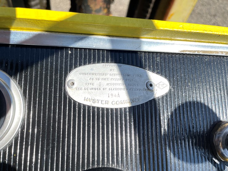 #1039-•-hyster-lp-forklift-image-21