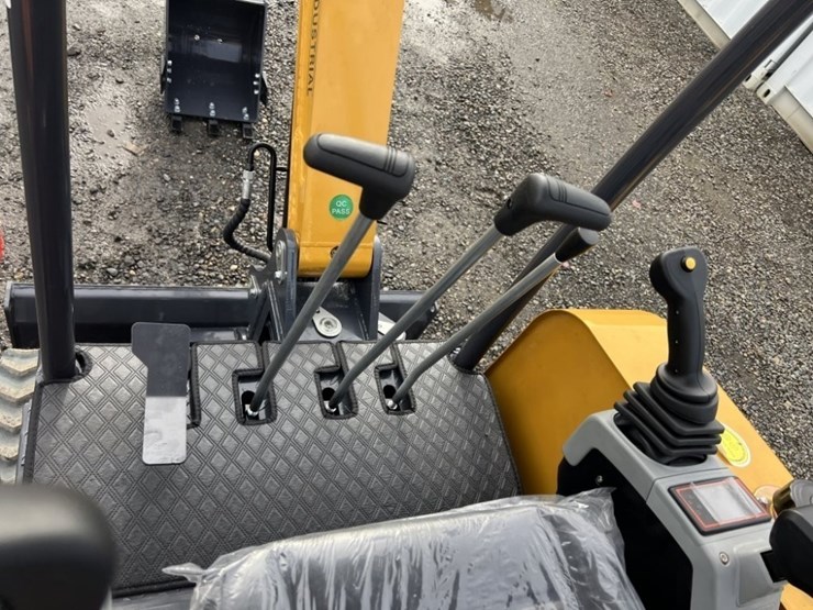 2025-cfg-mx50r-mini-hydraulic-excavator-image-22