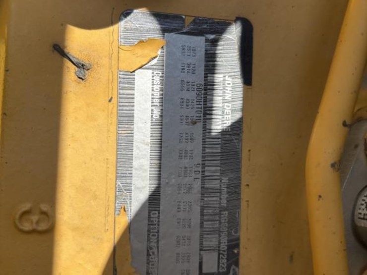 2014-deere-380g-lc-image-20