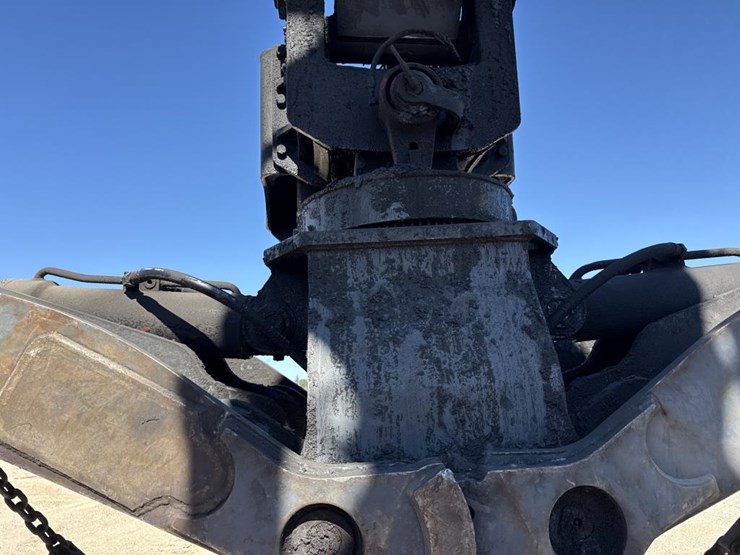 2018-deere-844k-image-15