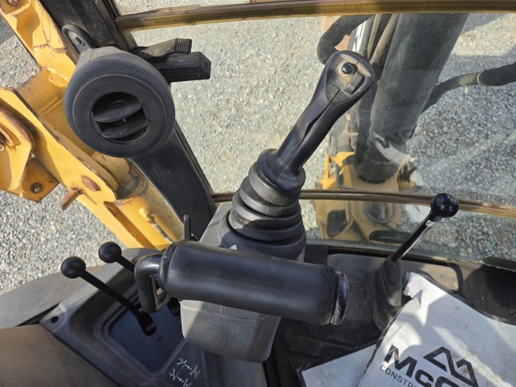 2015-deere-310sl-hl-image-80