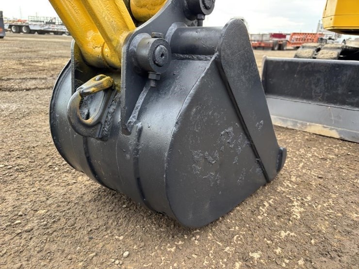 komatsu-pc28uu-image-12