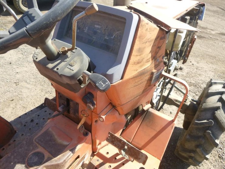 kubota-l2850d-image-11