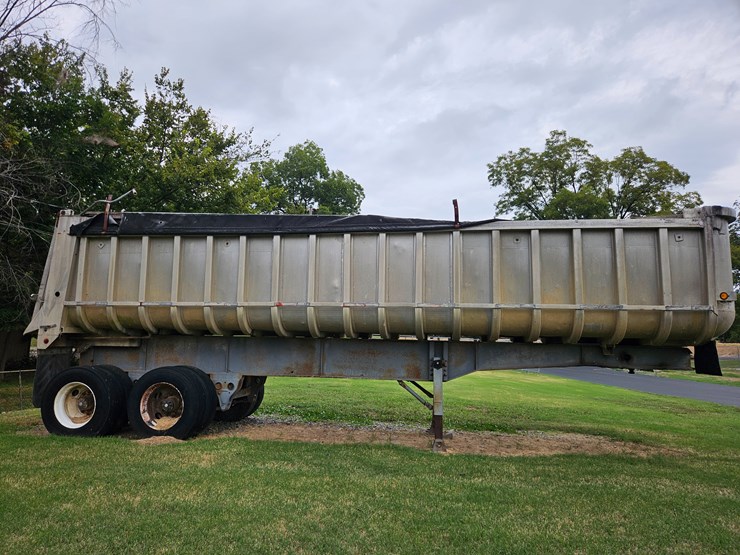 1977-fruehauf-28'-end-dump-image-19