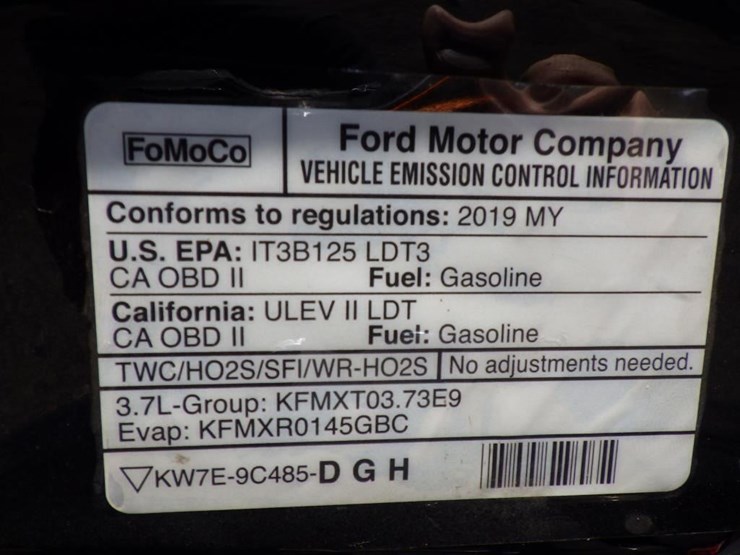 2019-ford-explorer-image-12