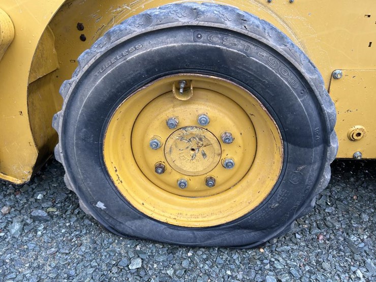 deere-318g-image-51