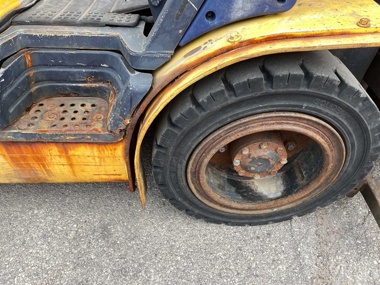 #1982-•-komatsu-forklift-(o4)-image-72