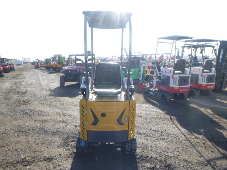 2025-agt-mx12rx-hydraulic-excavator-image-8