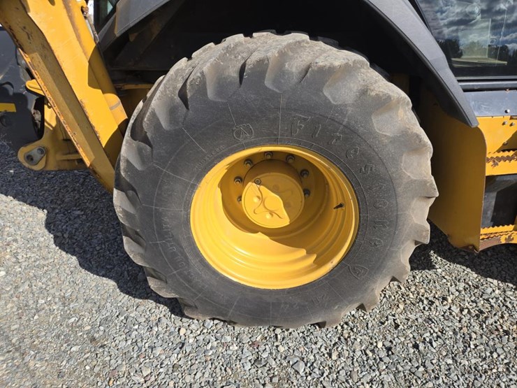 2015-deere-310sl-hl-image-87
