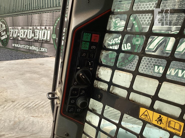 2022-bobcat-s76-image-21
