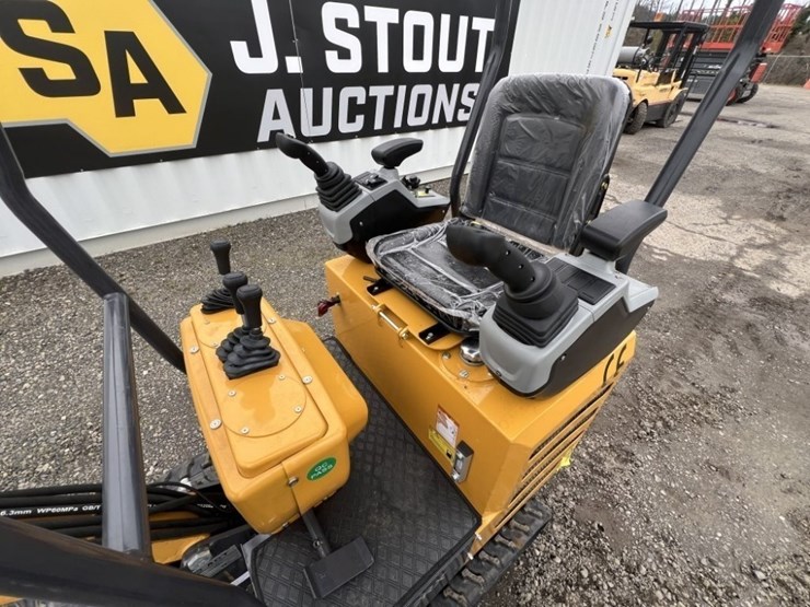 2025-cfg-mx12rx-mini-hydraulic-excavator-image-15