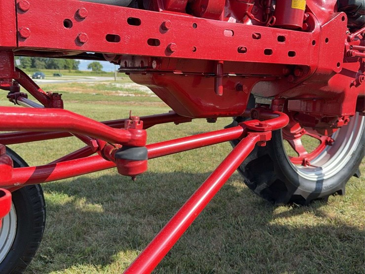 farmall-350-diesel-high-crop-image-74