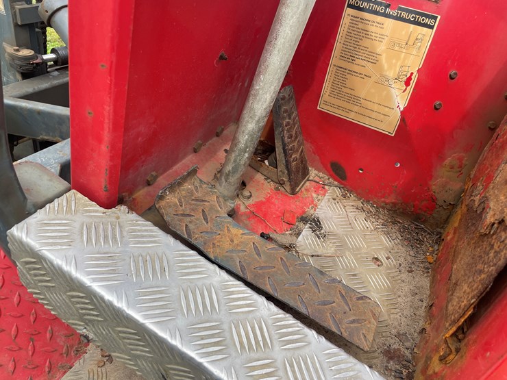 #1020-•-2002-moffett-piggy-back-forklift-image-23