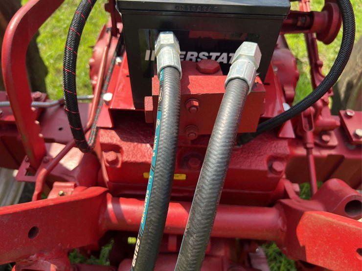 farmall-340-image-59