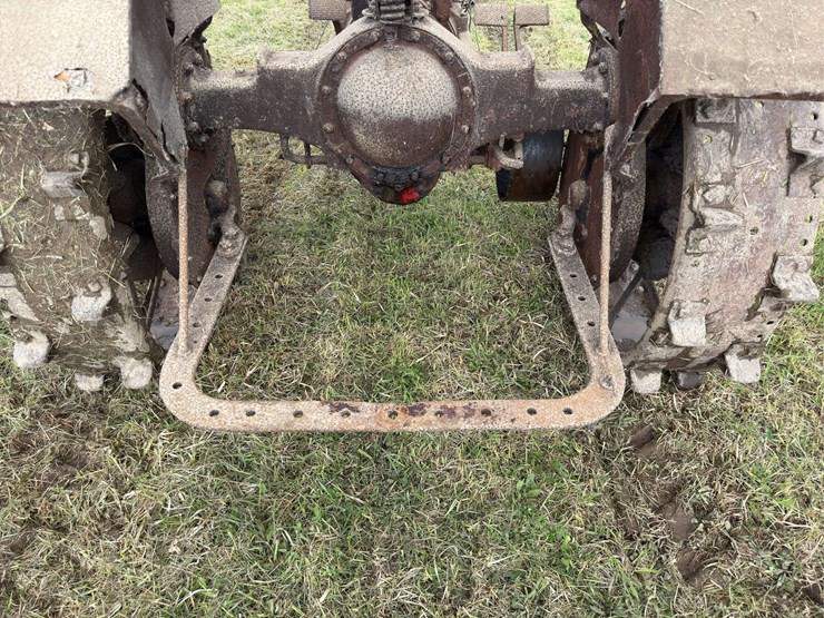 farmall-f-20-image-12