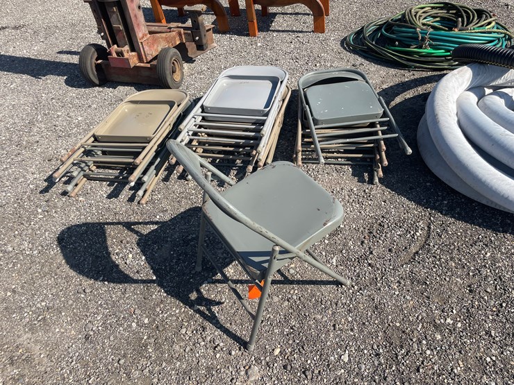 #6645-•-(15)-metal-folding-chairs-image-14