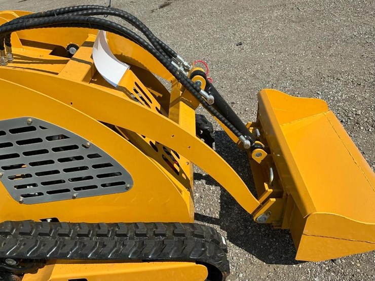 #1001-•-unused-sdll30-mini-skid-steer-image-28