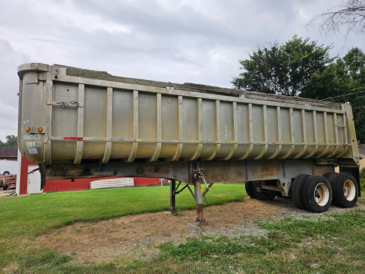 1977-fruehauf-28'-end-dump-image-4