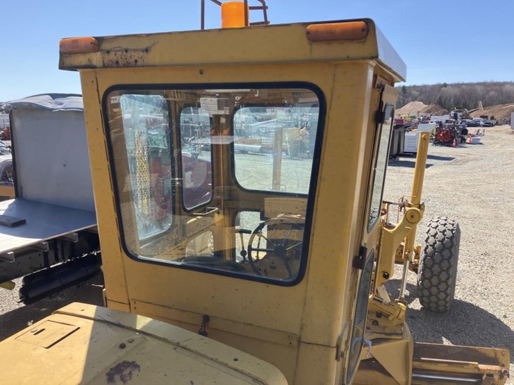 deere-670-image-47