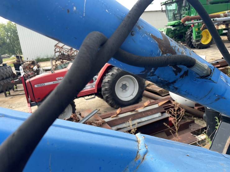new-holland-92lb-image-18