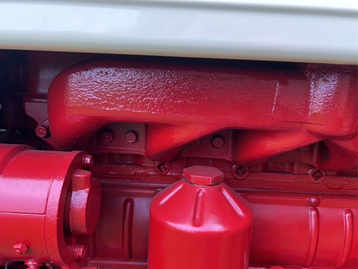 farmall-560-diesel-image-78