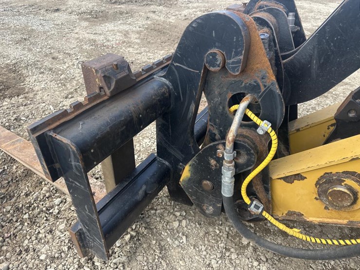 caterpillar-930h-image-23