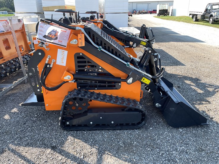 #1044-•-2026-landhonor-ldh-ht380-mini-tracked-skidsteer-image-4