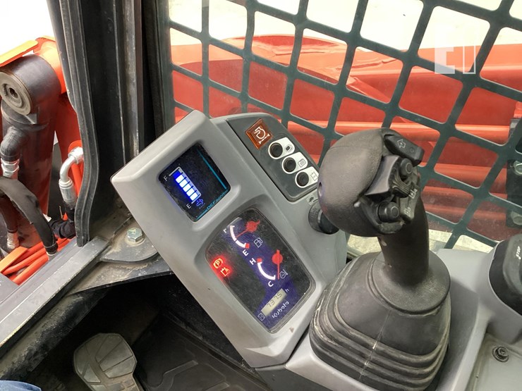 2024-kubota-svl97-2-image-17