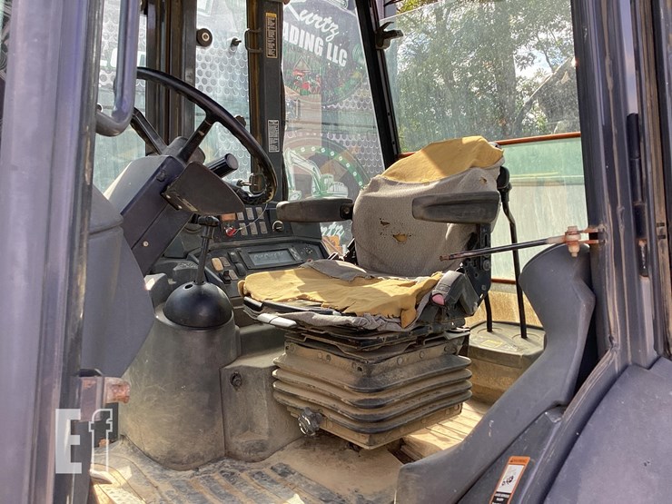 2010-deere-310j-image-12