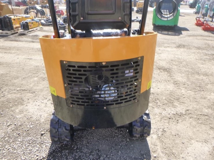 2025-vicsec-vc13-hydraulic-excavator-image-17