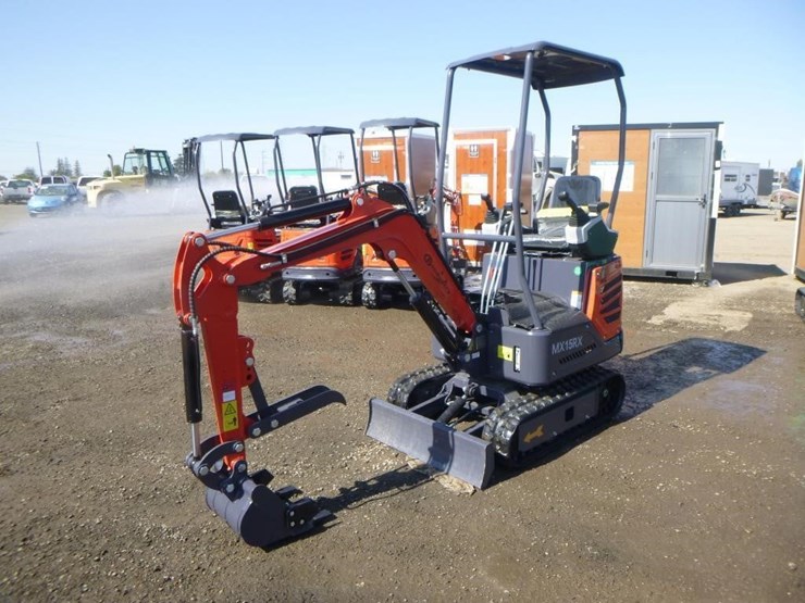 2025-agt-mx15rx-hydraulic-excavator-image-1