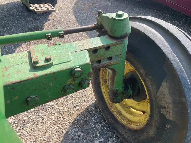 john-deere-4230-image-22