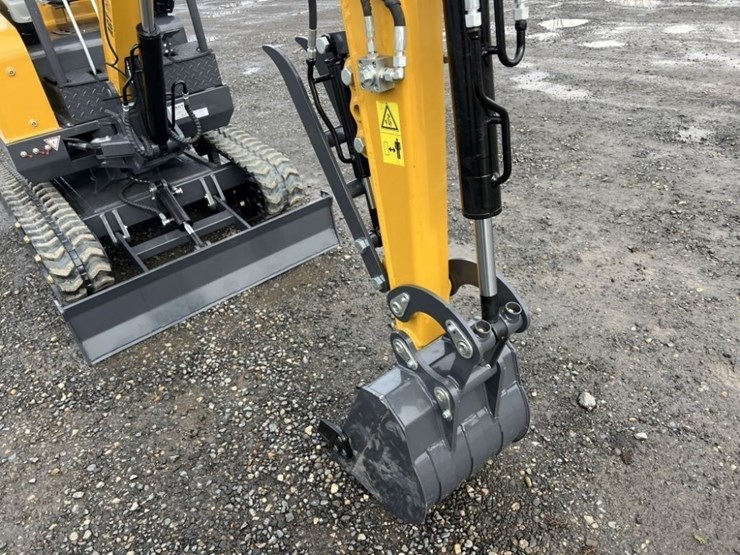 2025-cfg-mx50r-mini-hydraulic-excavator-image-11