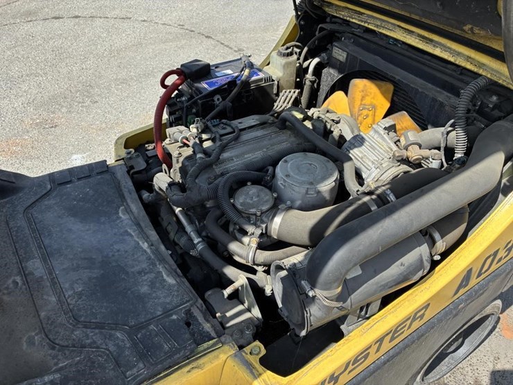 2010-hyster-s40ft5-forklift-image-10