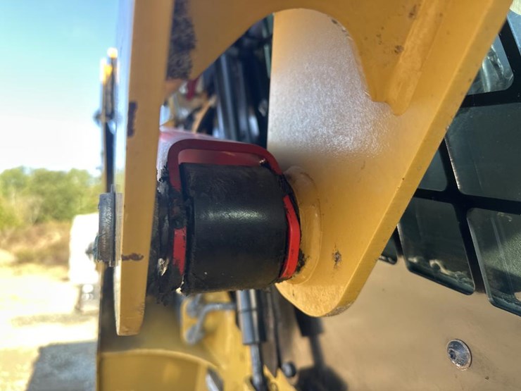 caterpillar-226d3-image-17